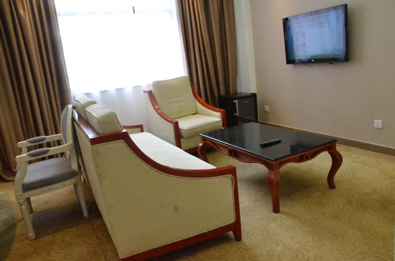 ניירובי Soluxe Club International Hotel מראה חיצוני תמונה